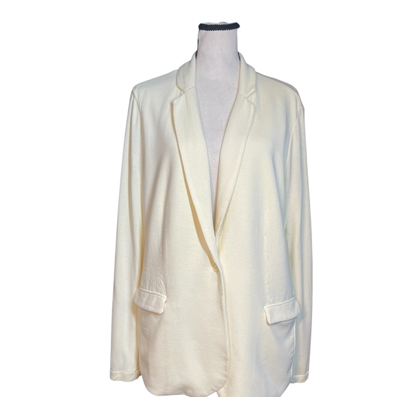 Magaschoni Jackets & Blazers - Magaschoni Blazer